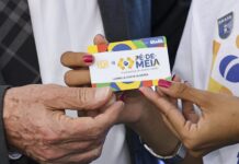 Pé-de-meia tem segundo dia de depósito para quem concluiu ensino médio