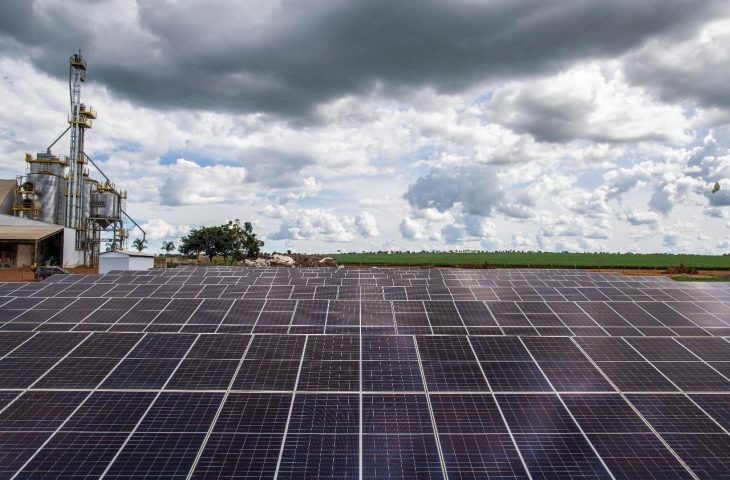 placas-solares-1-730x480
