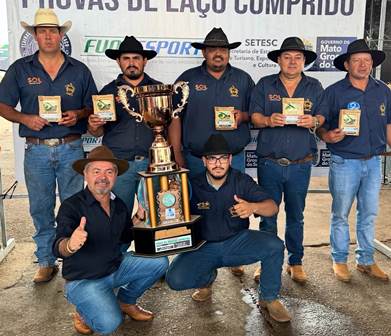 A equipe do CLJ Jardim sagrou-se campea da Taca de Bronze Especial