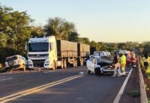 Mulher morre e 12 ficam feridos em grave acidente na BR-163