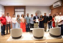 Governo de MS autoriza concurso com 2 mil vagas para professores da rede estadual