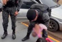 Policiais salvam bebê de 34 dias engasgada em MS