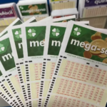 Ninguém acerta dezenas, e prêmio da Mega-Sena acumula em R$ 62 milhões